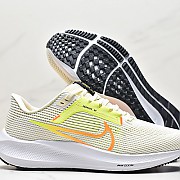 [나이키] Nike Air Zoom Pegasus 40 DV3853-101